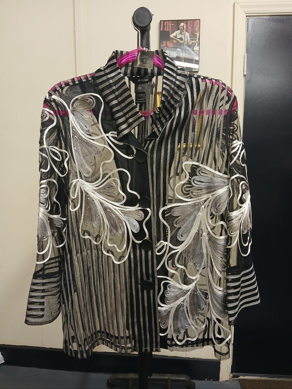 Ali Miles Top